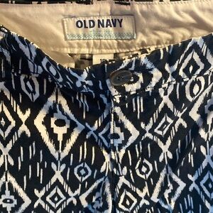 Old Navy size 10 shorts